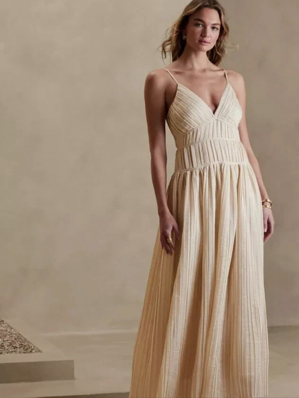 Banana Republic Jacqui Pleated Maxi Dress, Cream Formal Long Dress SZ 18